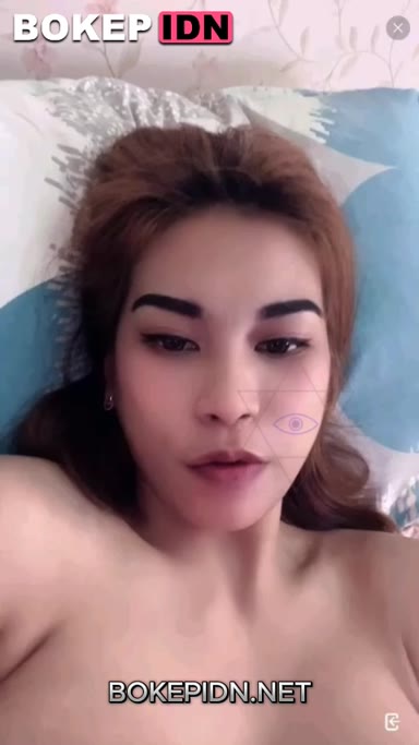 Tante Farah Crot DiPerut