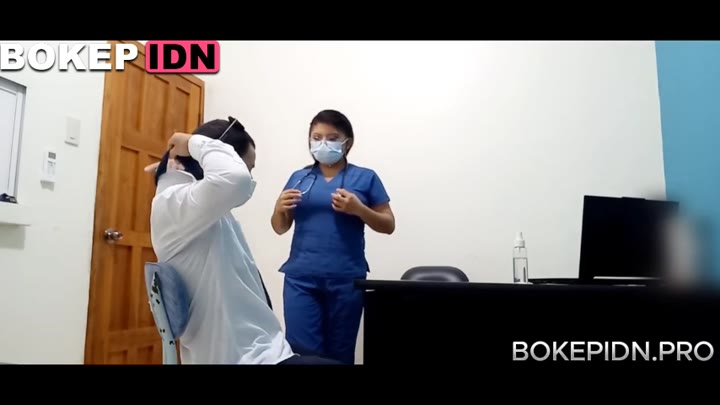Suster minta pasiennya untuk ngentot di kantor